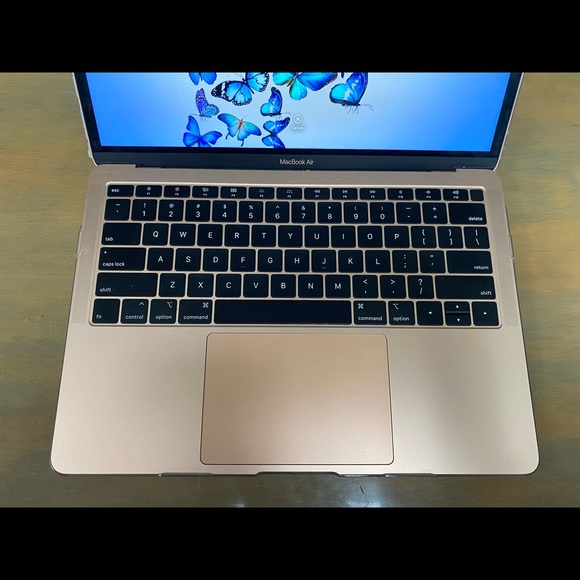 Rose Gold 2019 MacBook Air - Picture 5 of 5